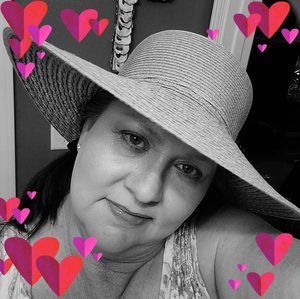 Meet your Posher, Julie